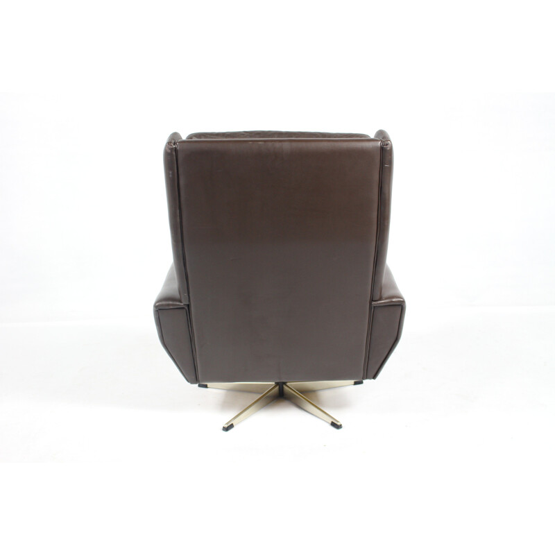 Vintage Leather Swivel armchair by Georg Thams - 1970s