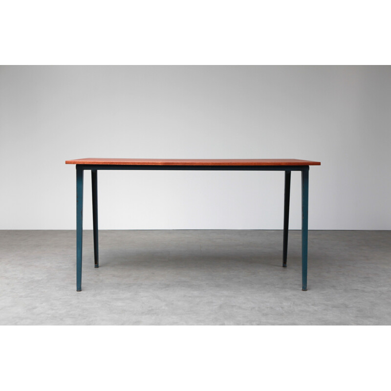 "Reform" table by Friso Kramer for Ahrend de Cirkel - 1955