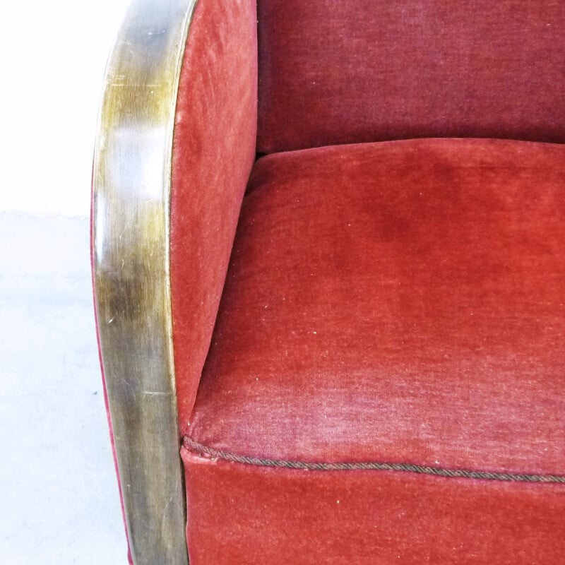 Vintage Armchair in red velvet - 1930s