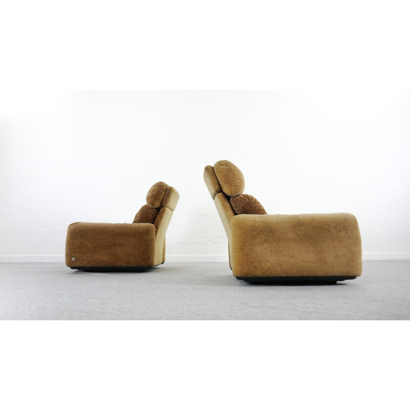 Vintage pair of lounge chairs by Arrigo Arrigonai for Busnelli Piumotto - 1970s