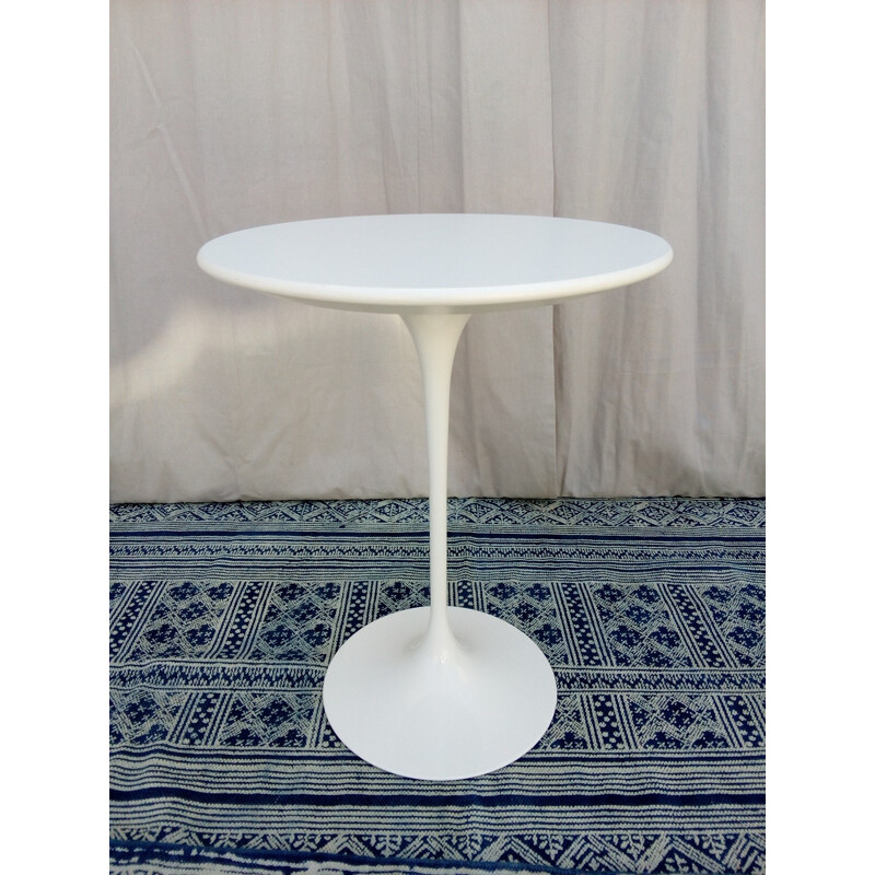 Vintage side table by Eero Saarinen for Knoll International - 2013