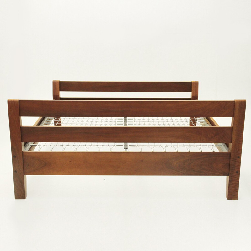 Italian vintage Wooden bed By Bernini - 1960s