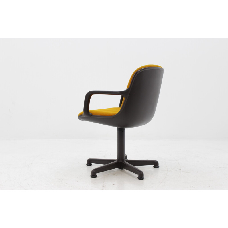 Fauteuil de bureau vintage jaune par Comforto - 1970