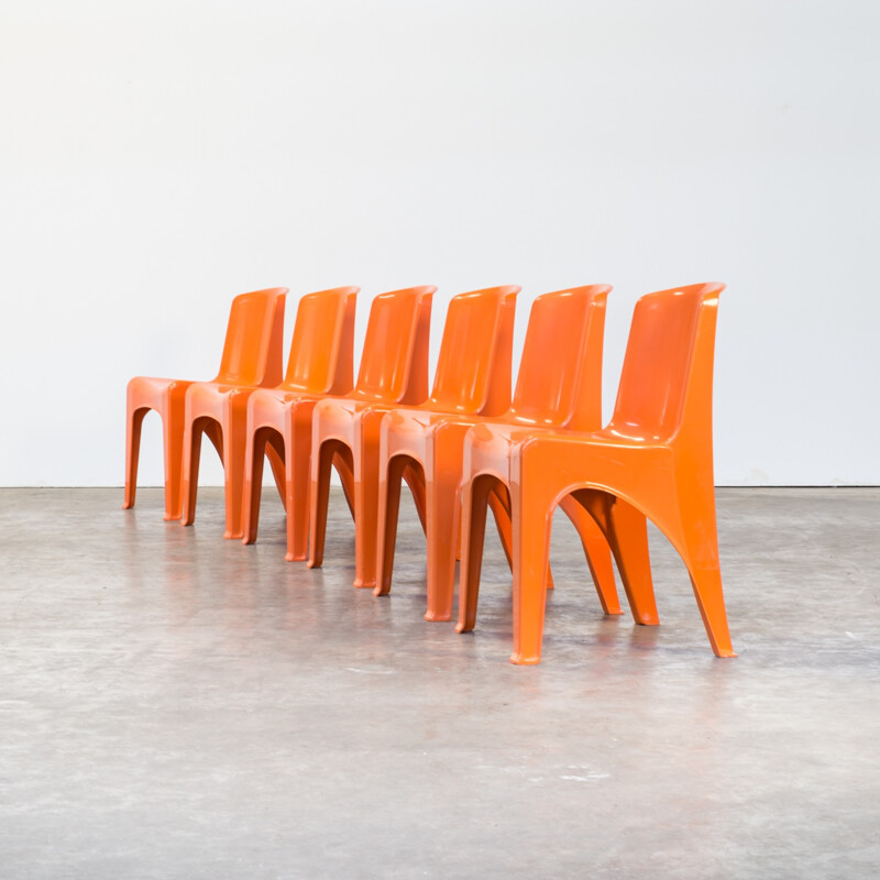 Suite de 6 chaises à repas empilables par Gilac Design - 1970