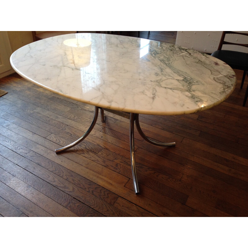 Oval table in marble - 1970s