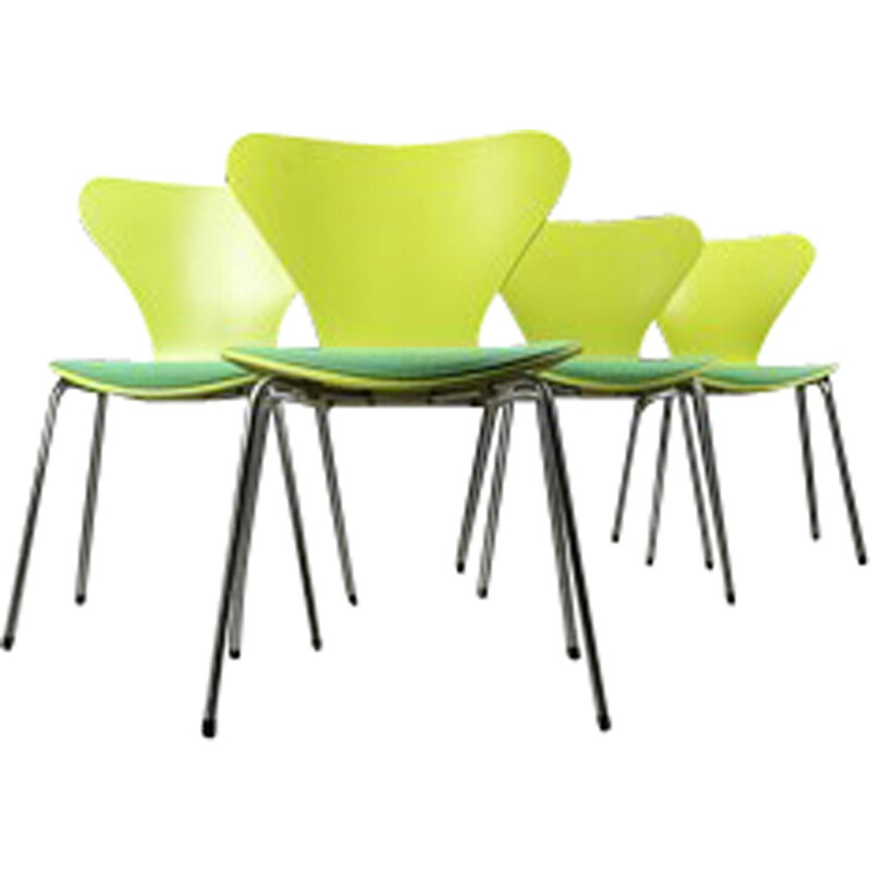 Suite de 4 Chaises vintage par Arne Jacobsen - 1960