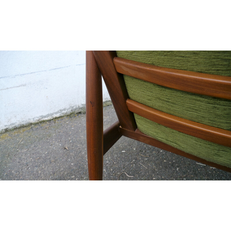 Pair of scandinavian armchairs in teak and green velvet - 1960s