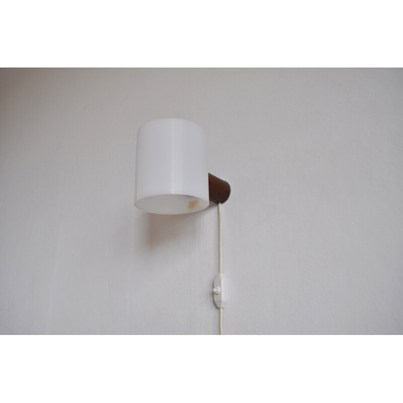 Cylindric teak and acrylate wall lamp by Uno & Östen Kristiansson - 1960s