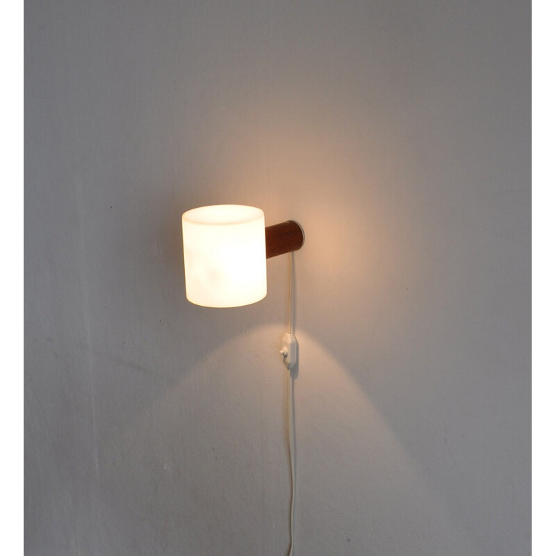 Cylindric teak and acrylate wall lamp by Uno & Östen Kristiansson - 1960s