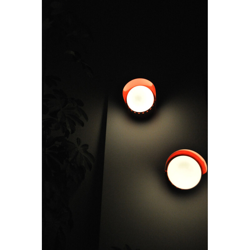 Vintage pair of red wall lamps by Peter Hvidt & Orla Mølgaard-Nielsen for Fog & Morup - 1970s