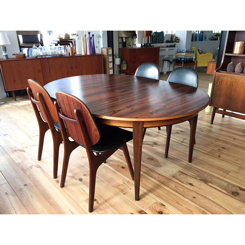 Rosewood Danish table, Gunni OMANN - 1970s 