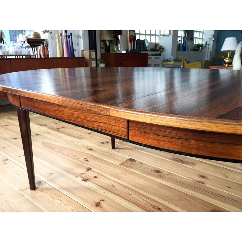 Rosewood Danish table, Gunni OMANN - 1970s 