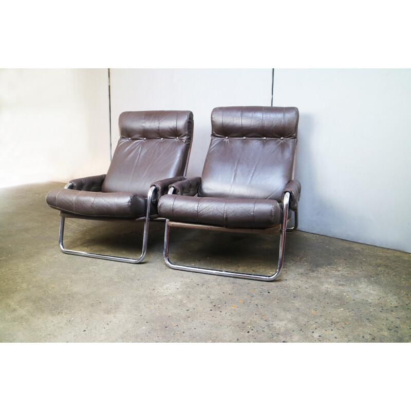 Set of 2 Danish vintage lounge chairs in  leather and chrome - 1970s