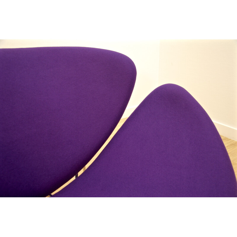 Fauteuil lounge "Orange Slice" Artifort en tissu violet et métal chromé, Pierre PAULIN - 1970