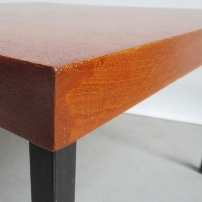 Table basse vintage de Pierre Guariche pour Meurop - 1950