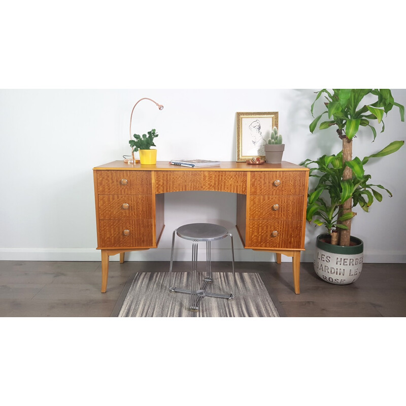 Bureau Vintage en Placage de Noyer par Vesper pour Gimson & Slater - 1950