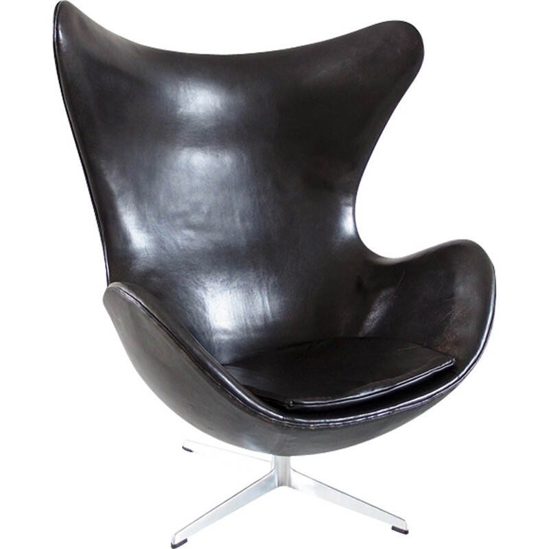 Black leather Egg Chair by Arne Jacobsen for Fritz Hansen Original Early Edition - 1966