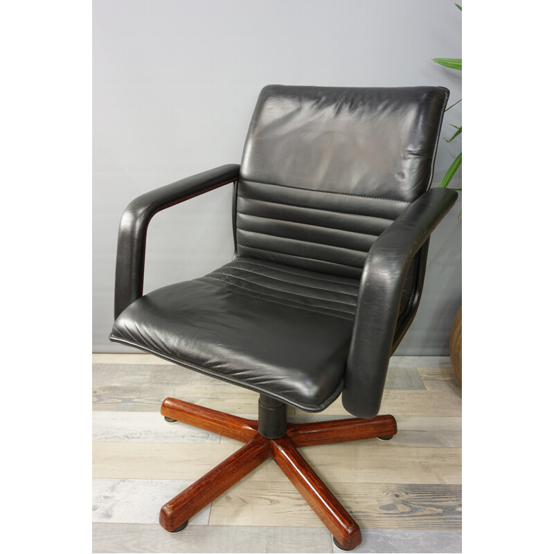 Vintage swivel office chair in wood and leather - 1960s