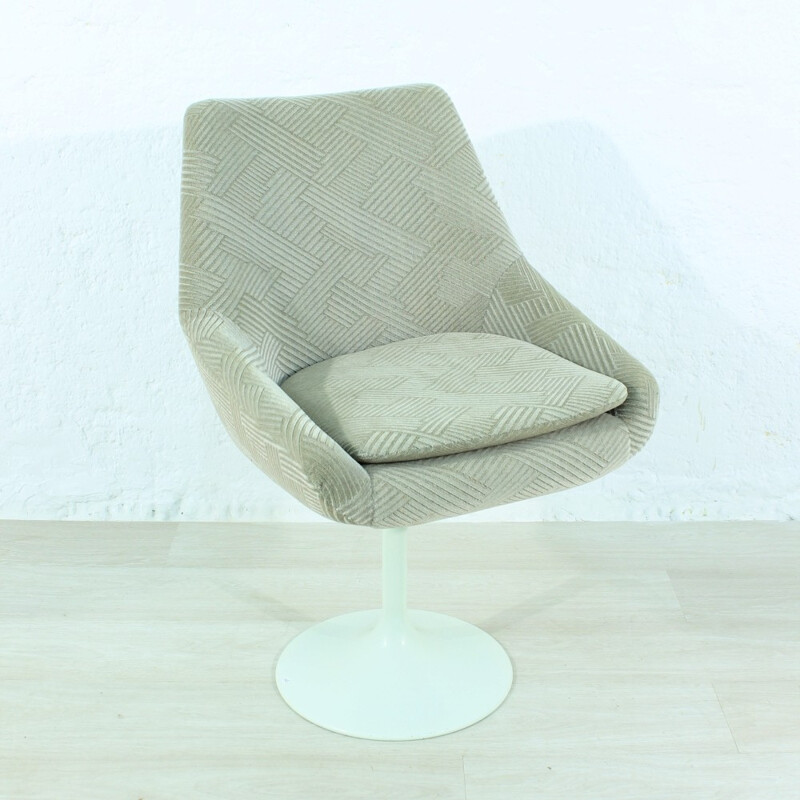 Vintage beige Tulip chair - 1970s