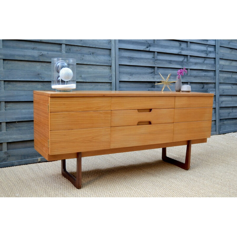 Vintage Minimalist sideboard manufactured by Uniflex - 1960s