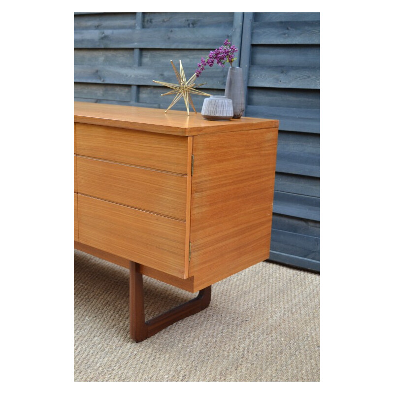 Vintage Minimalist sideboard manufactured by Uniflex - 1960s