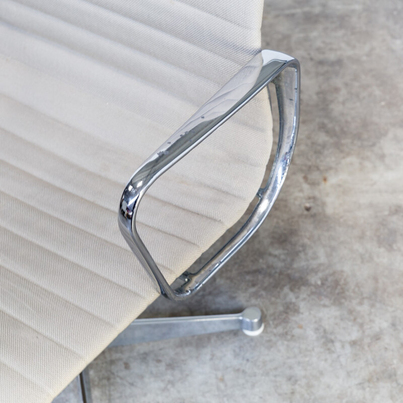 Suite de 4 fauteuils vintage EA108 de Ray & Charles Eames pour Herman Miller - 1950