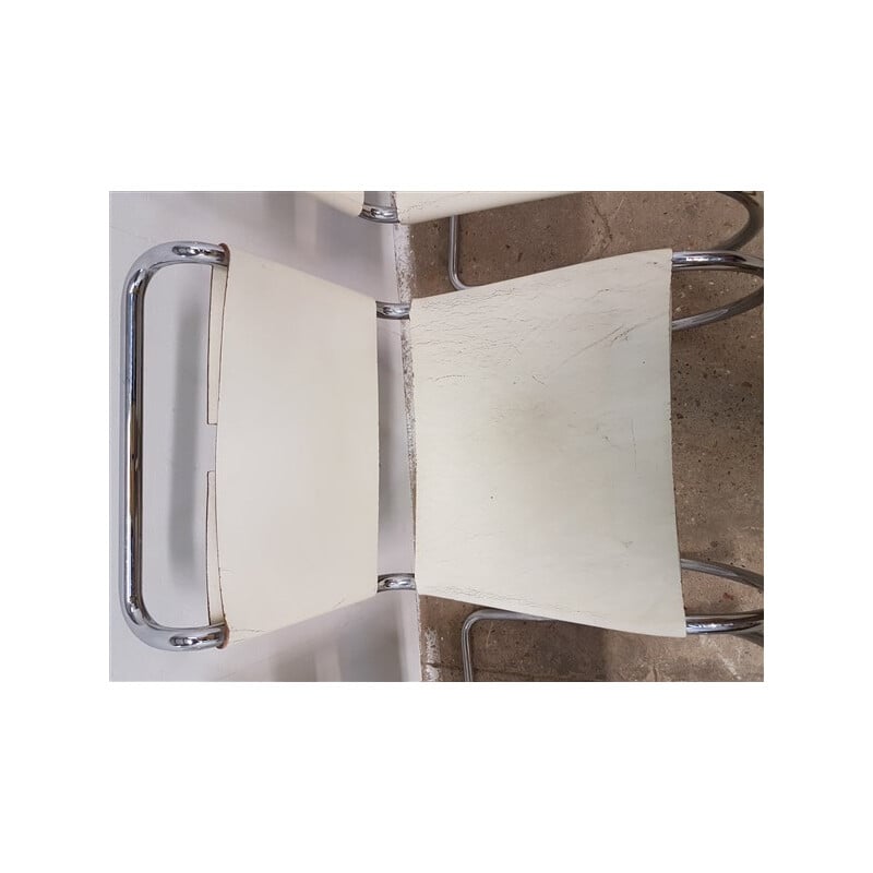 Suite de 4 chaises MR10 en cuir blanc de Mies Van Der Rohe par Knoll international - 1980