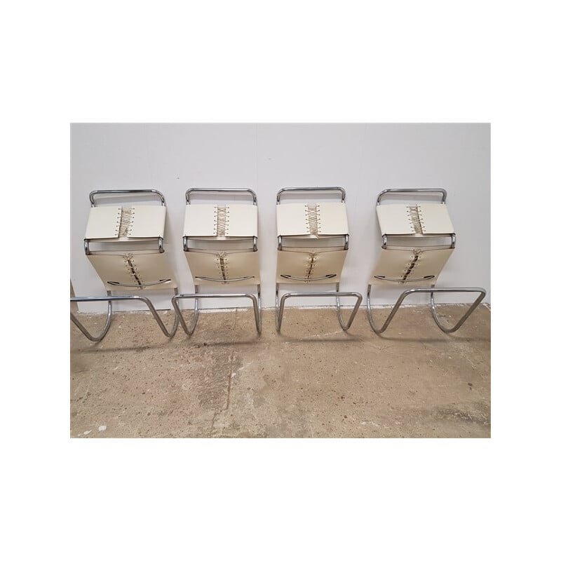Set of 4 chairs MR10 in white leather by Mies Van Der Rohe edited by Knoll international - 1980s