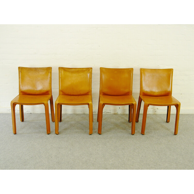 Set of 4 CAB chairs in leather, Mario BELLINI - 1970s