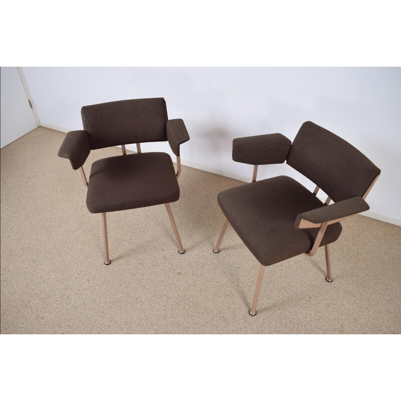 Set of 2 vintage scandinavian armchairs by Friso Kramer for Ahrend de Cirkel - 1974