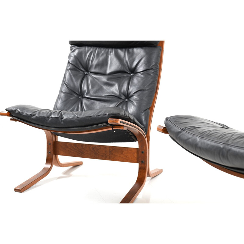 Vintage pair of high back lounge chairs by Ingmar Relling for Westnofa - 1970s