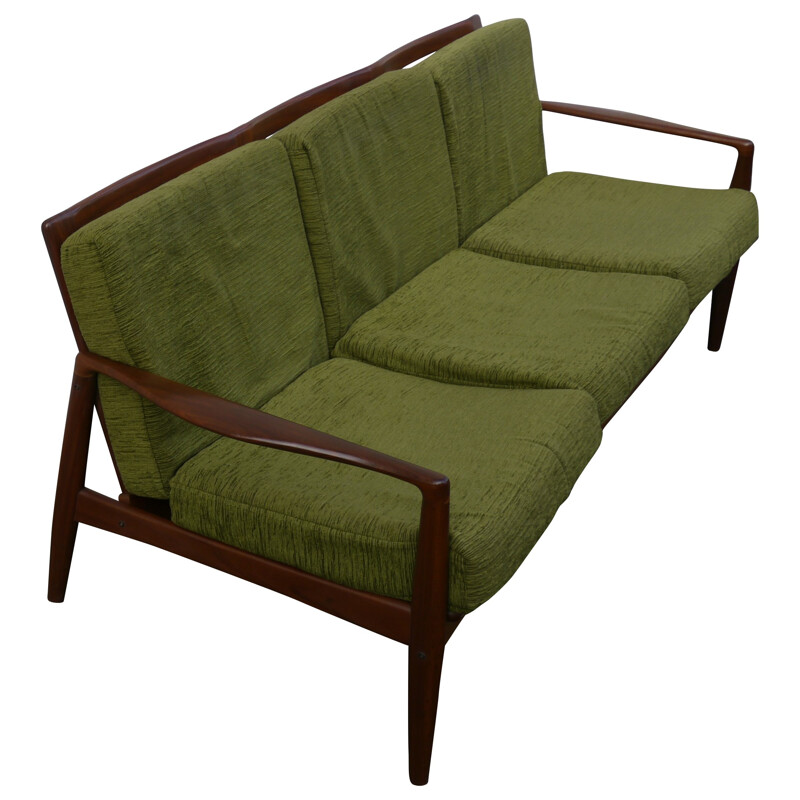 Sofá vintage escandinavo de teca y terciopelo verde, 1960
