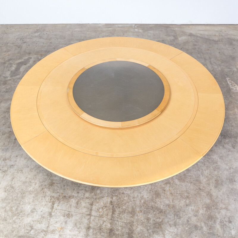 Vintage round dining table "isa"  by Chi Wing Lo for Giorgetti - 1990s