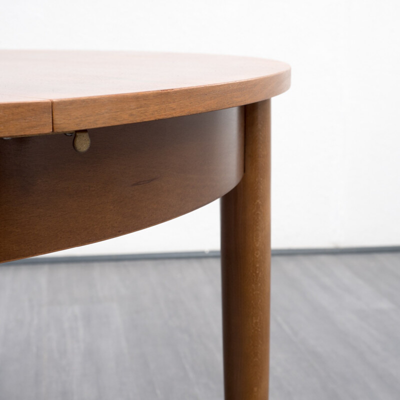 Vintage round dining table in walnut - 1960s