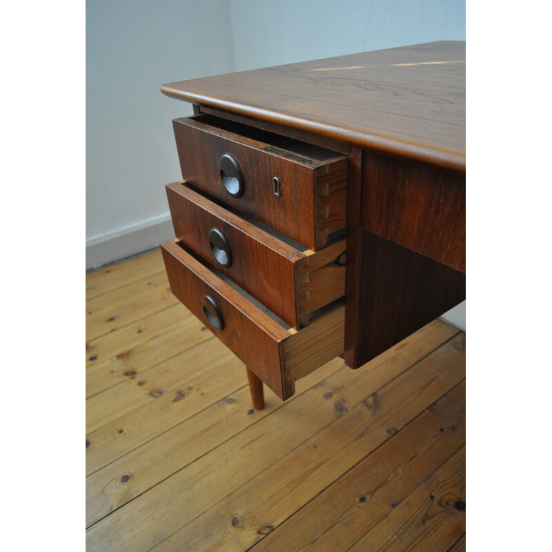 Free standing danish writing desk in teak - 1960s