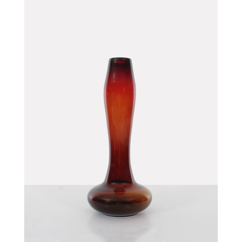 Grand vase vintage rouge par Ewa Gerczuk-Moskaluk - 1970