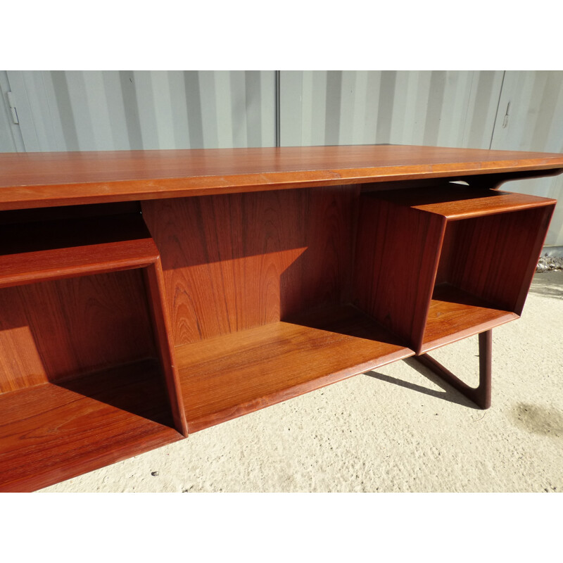 Vintage scandinavian desk in teak with compass legs - 1960s