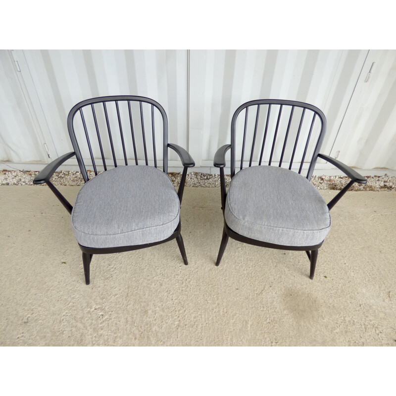 Paire de fauteuils vintage "Ercol" laqués noir - 1960