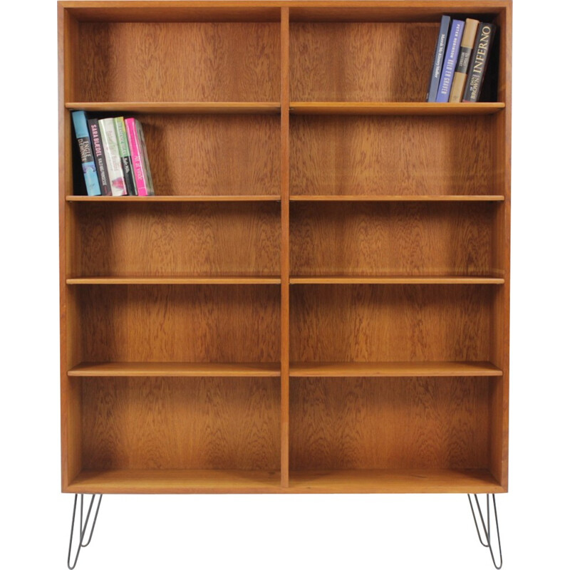 Danish bookcase in oak by Borge Mogensen - 1960s