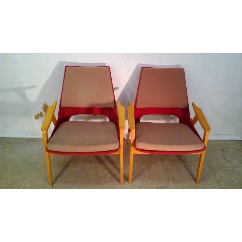 Suite van 2 Vintage Lounge fauteuils van Miroslav Navratil - 1960