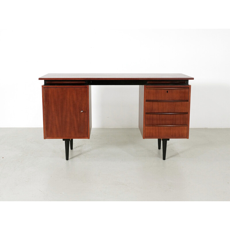 Writing Desk in teak  with extendable pull out shelves - 1960s 