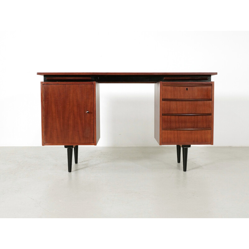 Writing Desk in teak  with extendable pull out shelves - 1960s 