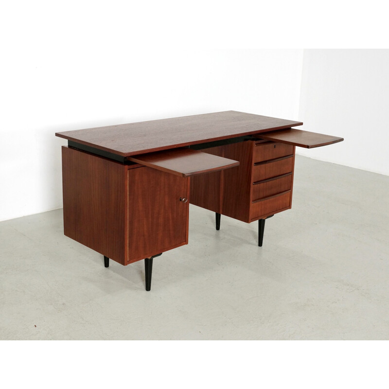 Writing Desk in teak  with extendable pull out shelves - 1960s 