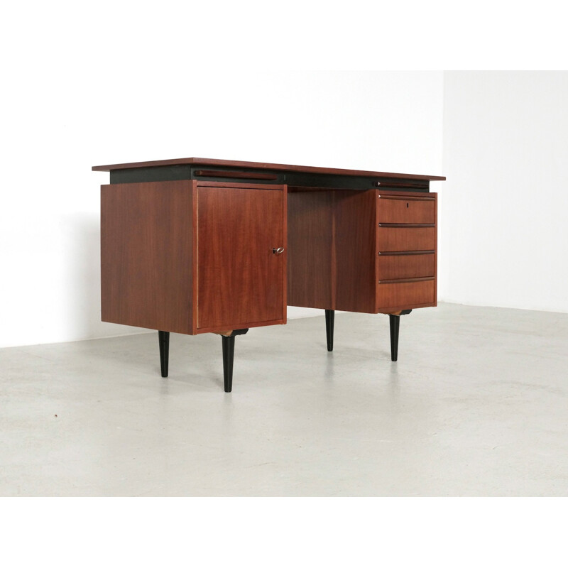 Writing Desk in teak  with extendable pull out shelves - 1960s 