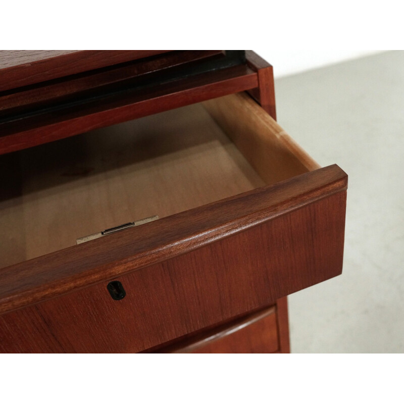 Writing Desk in teak  with extendable pull out shelves - 1960s 