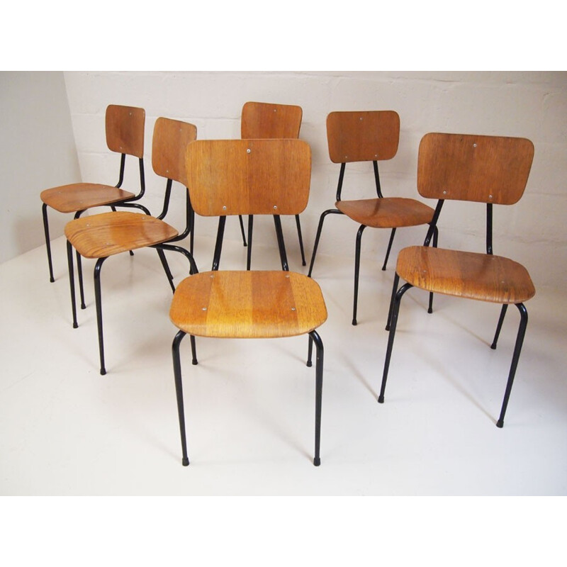 Suite de 6 chaises à repas vintage empilables et acier par Niels Larsen pour Niels Larsen Mobler - 1970