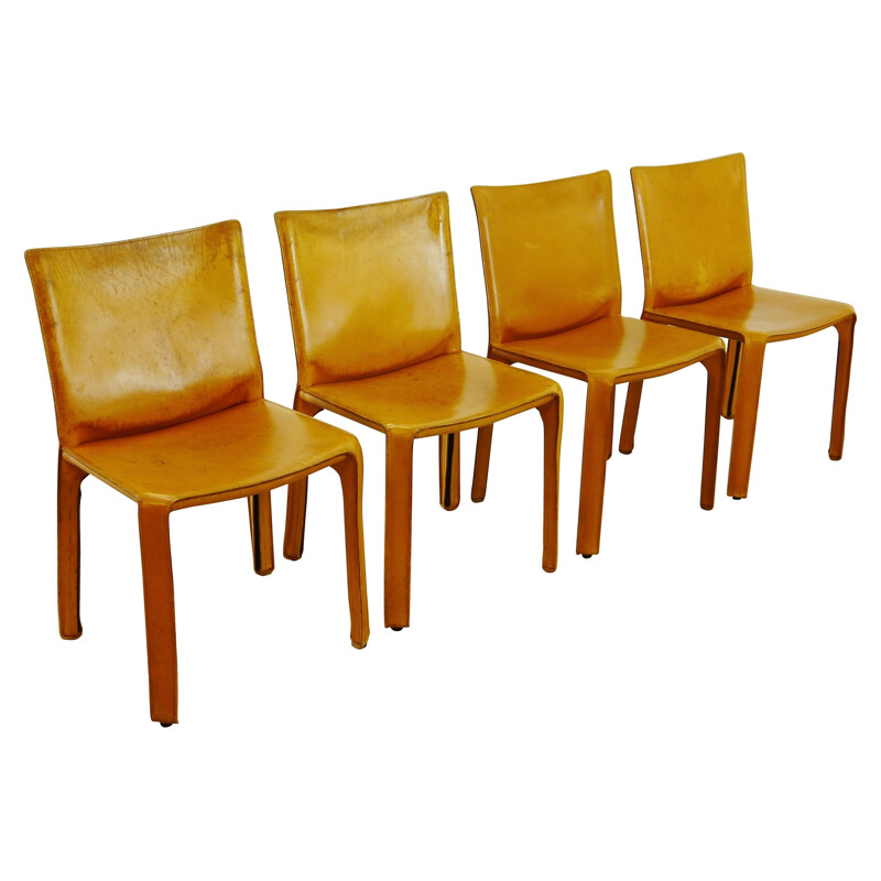 Set of 4 CAB chairs in leather, Mario BELLINI - 1970s