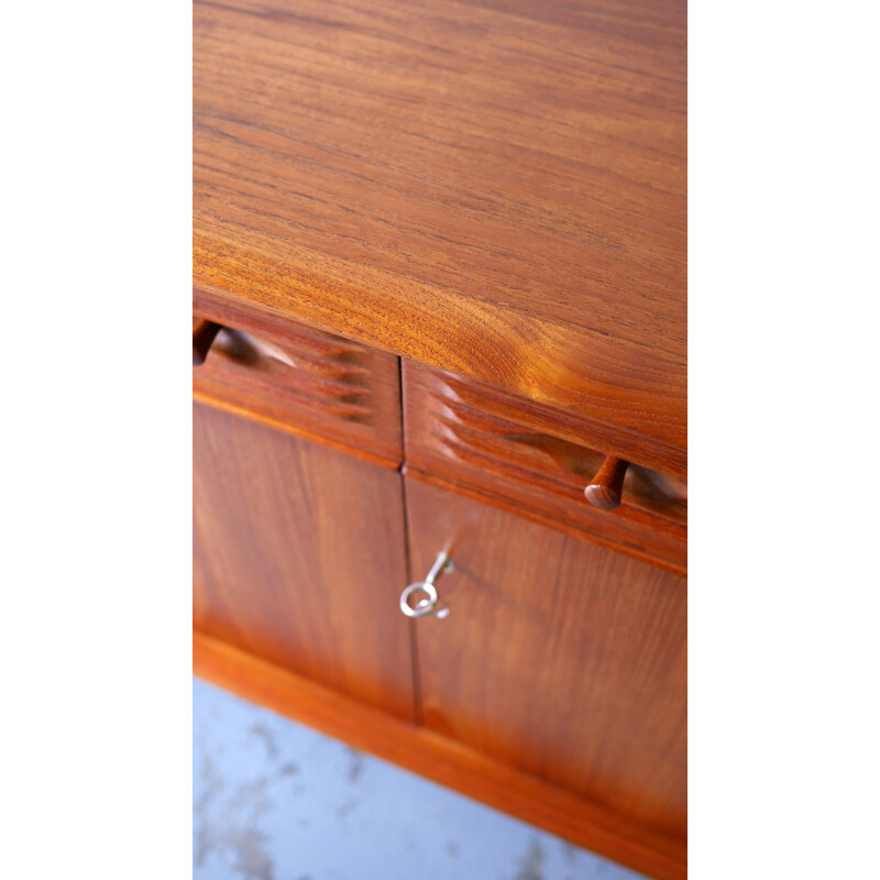 Vintage teak sideboard for Dalescraft Fine Furniture - 1960s