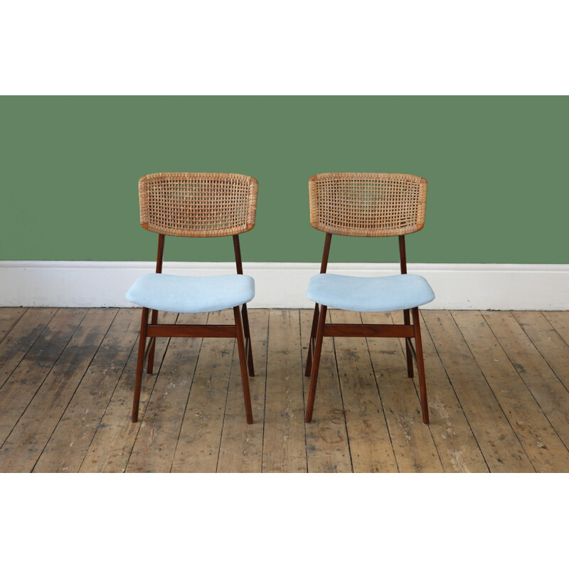 Vintage pair of Dutch dining chairs by P.J. Muntendam for Gebroeders Jonkers - 1960s