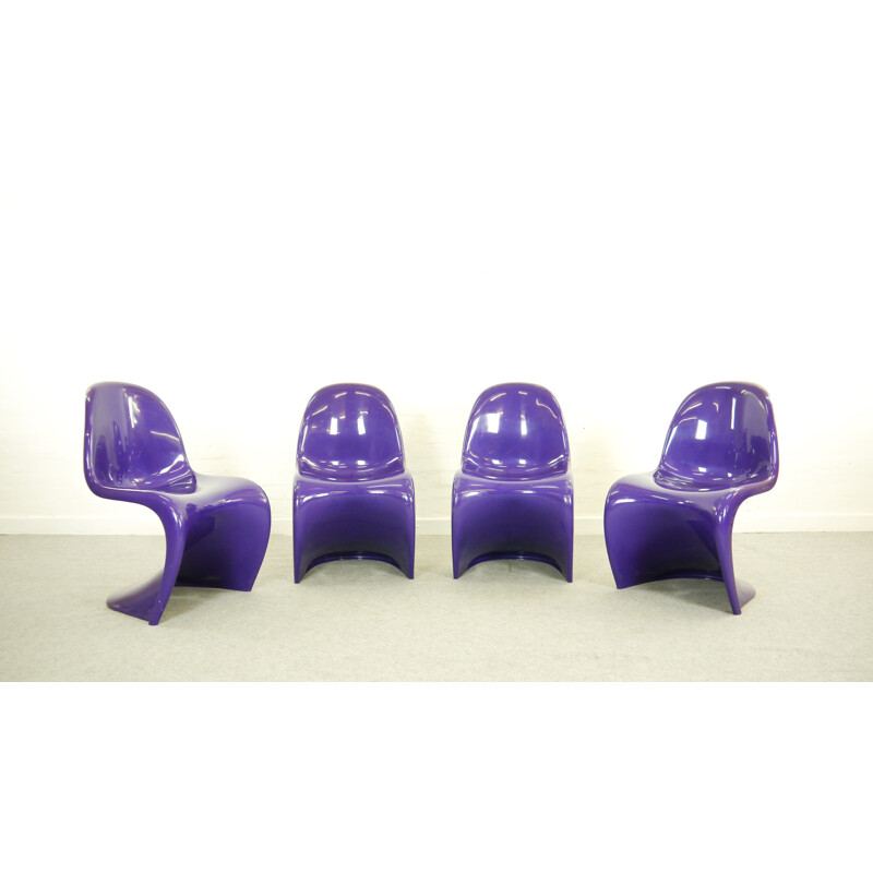 Suite de 4 Panton Chairs violettes par Herman Miller 1974**TRAD